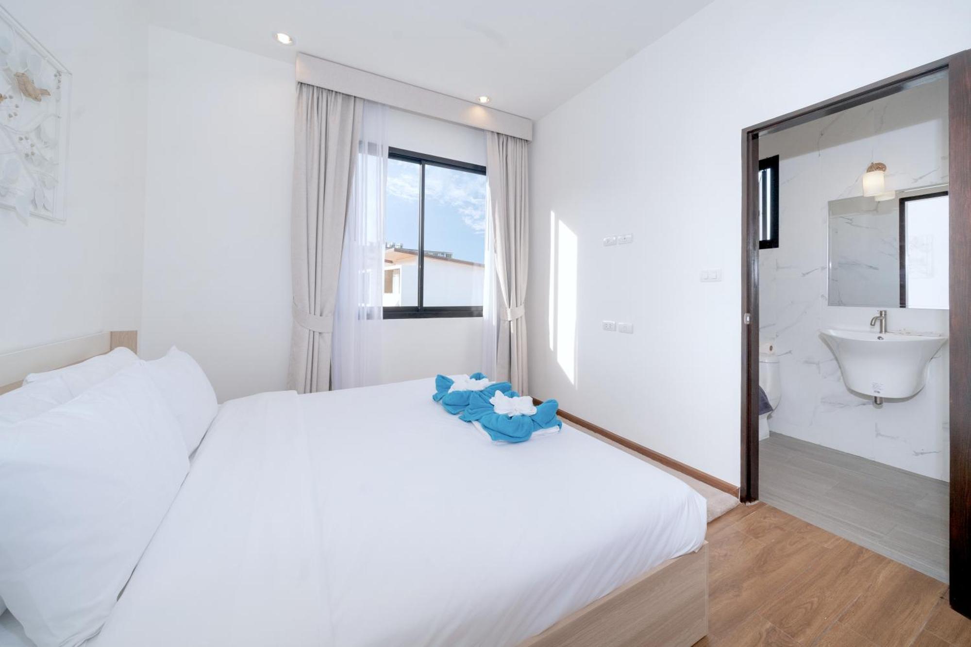 Goldena Twin Private Pool Vila *
