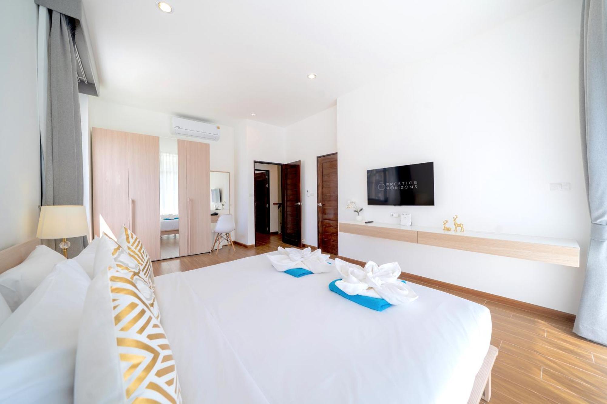 Goldena Twin Private Pool *